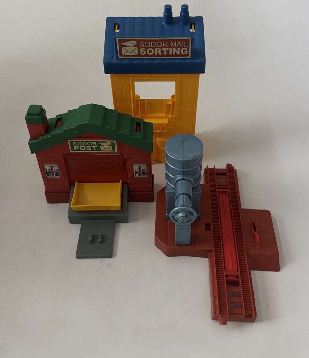 Thomas & Friends Trackmaster Sodor Post Mail Sorting Water Tower Building LOT